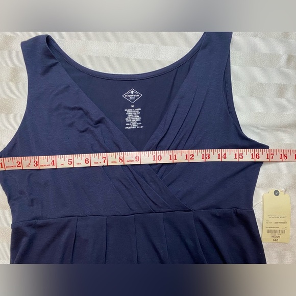 ST. JOHN’S BAY Women’s NWT Mid-Length Casual Navy Blue Soft Knit Dress Size M - Picture 4 of 9